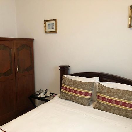 פרטוריה Capital House Boutique Hotel מראה חיצוני תמונה