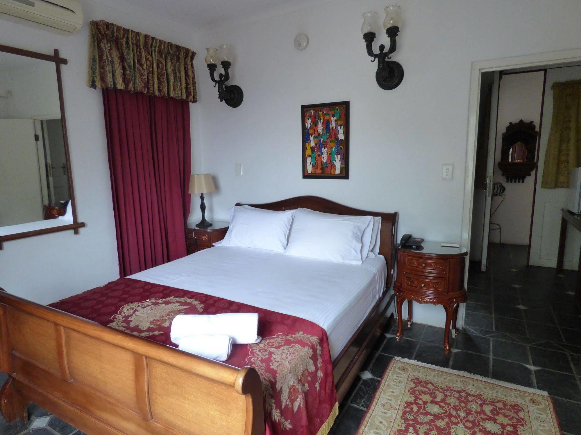 פרטוריה Capital House Boutique Hotel מראה חיצוני תמונה