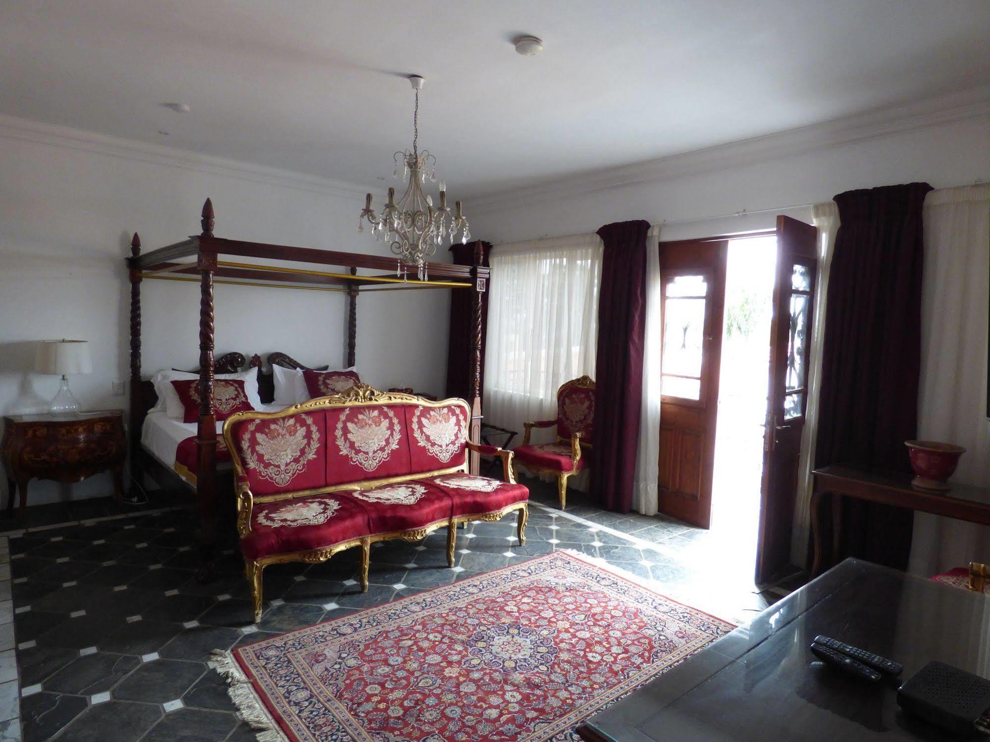 פרטוריה Capital House Boutique Hotel מראה חיצוני תמונה