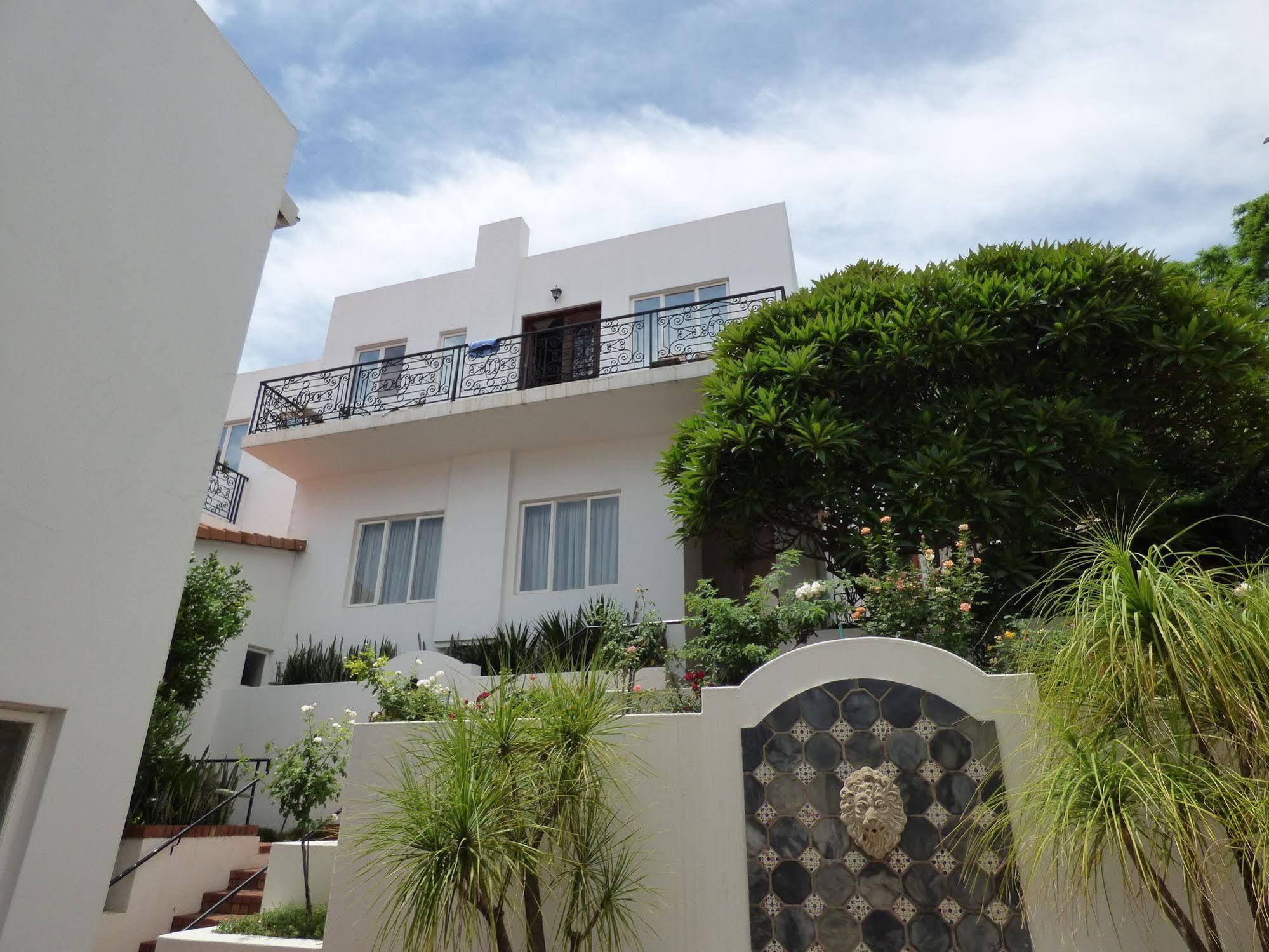 פרטוריה Capital House Boutique Hotel מראה חיצוני תמונה